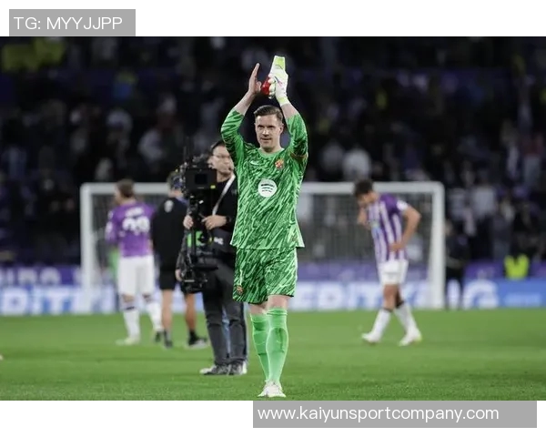 特狮希望留在巴萨但可能因此错过世界杯机会