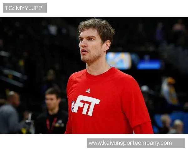 斯普利特深入解析轮换策略关注球员攻防反应与抢篮板表现