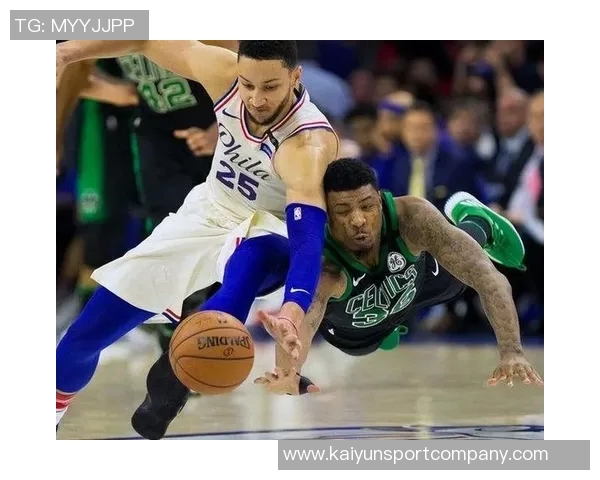 布朗强调需持续为A西蒙斯创造进攻空间其适应替补角色表现出色