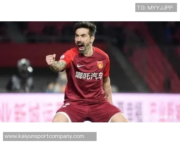 马斯切拉诺透露阿连德因发烧缺席训练明日有望回归球队 马斯切拉诺透露阿连德因发烧缺席训练明日有望回归球队