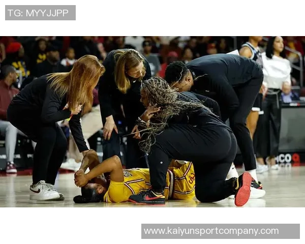 美国女篮训练营名单公布克拉克领衔新星朱朱沃特金斯闪耀其中 美国女篮训练营名单公布克拉克领衔新星朱朱沃特金斯闪耀其中