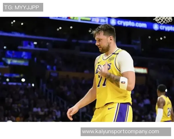 卡斯尔谈湖人对战东契奇：无法阻止他只能制造麻烦