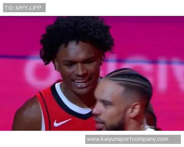 狄龙表现起伏外线不佳11投5中拿下12分4助攻3抢断三分球命中率低迷