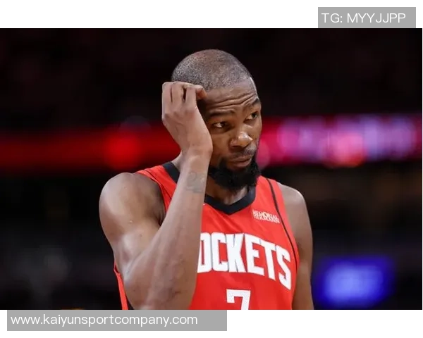 周琦为杜兰特全明星投票助阵暂列西部第九展现团队精神与支持